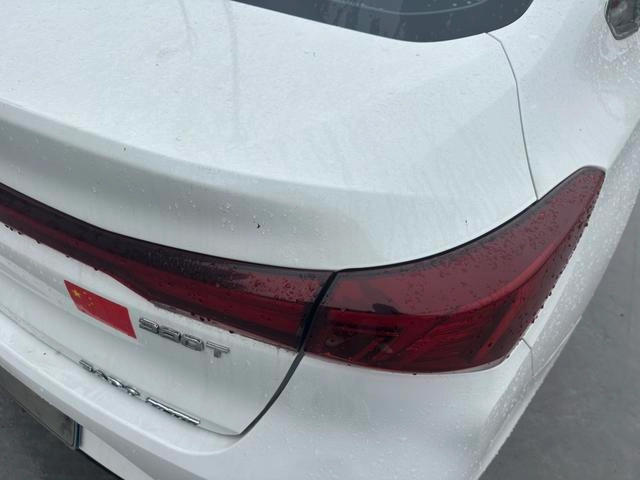Changan Eado 2023 PLUS Enjoyment Edition Blue whale NE 1.4T GDI DCT Premium Trim interior photo 16