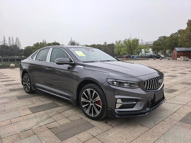 Geely Preface 2025 2.0T Oriental Yao Current Edition exterior photo 3