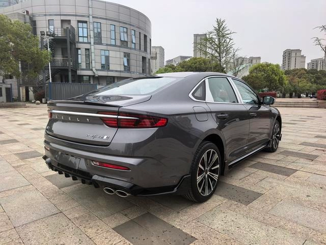 Geely Preface 2025 2.0T Oriental Yao Current Edition interior photo 8