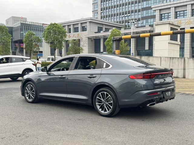 Geely Preface 2023 1.5T soaring version exterior photo 7