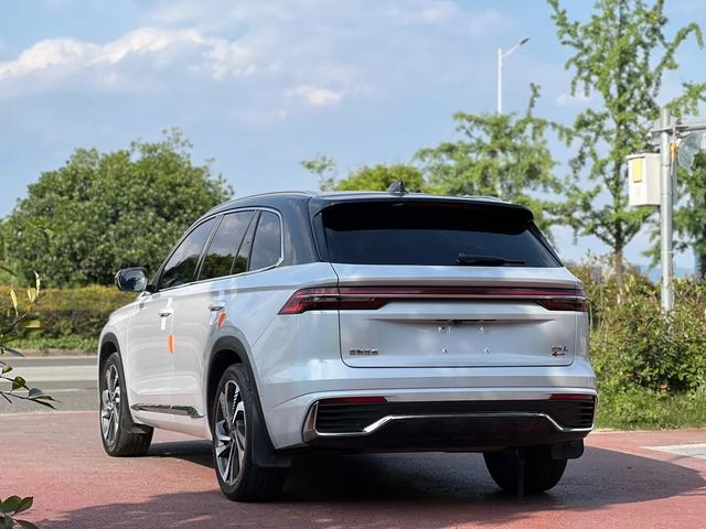 Geely Monjaro 2021 2.0TD High-power automatic four-wheel drive flagship exterior photo 6 Geely Monjaro 2021 2.0TD High-power automatic four-wheel drive flagship exterior photo 6