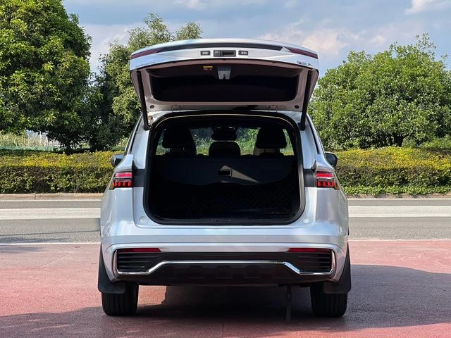 Geely Monjaro 2021 2.0TD High-power automatic four-wheel drive flagship exterior photo 8 Geely Monjaro 2021 2.0TD High-power automatic four-wheel drive flagship exterior photo 8