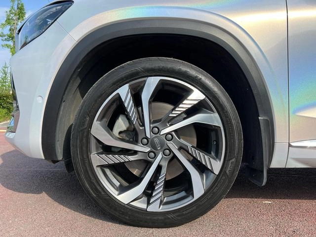 Geely Monjaro 2021 2.0TD High-power automatic four-wheel drive flagship interior photo 11 Geely Monjaro 2021 2.0TD High-power automatic four-wheel drive flagship interior photo 11
