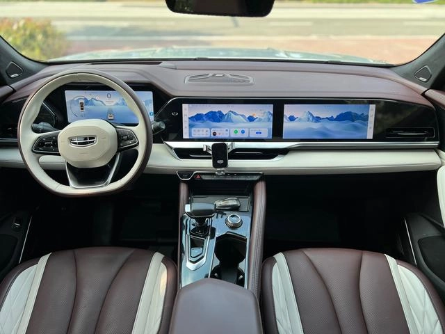 Geely Monjaro 2021 2.0TD High-power automatic four-wheel drive flagship interior photo 13 Geely Monjaro 2021 2.0TD High-power automatic four-wheel drive flagship interior photo 13