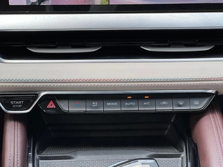 Geely Monjaro 2021 2.0TD High-power automatic four-wheel drive flagship interior photo 18 Geely Monjaro 2021 2.0TD High-power automatic four-wheel drive flagship interior photo 18