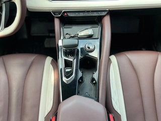 Geely Monjaro 2021 2.0TD High-power automatic four-wheel drive flagship interior photo 19 Geely Monjaro 2021 2.0TD High-power automatic four-wheel drive flagship interior photo 19