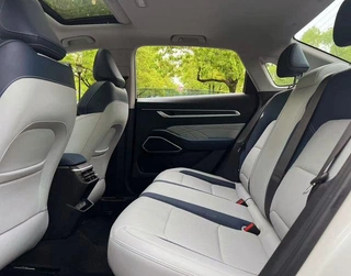 Geely Emgrand 2022 Номер 4 Поколение 1.5L CVT Флагманский интерьер фото 12