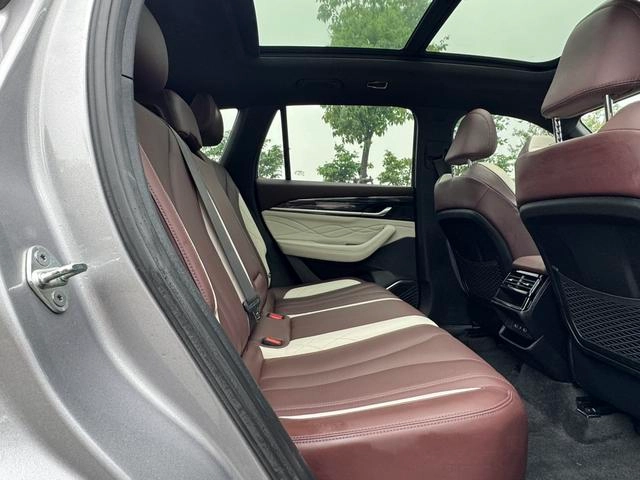 Geely Monjaro 2021 2.0TD DCT EVO Two-wheel drive noble type exterior photo 9 Geely Monjaro 2021 2.0TD DCT EVO Two-wheel drive noble type exterior photo 9