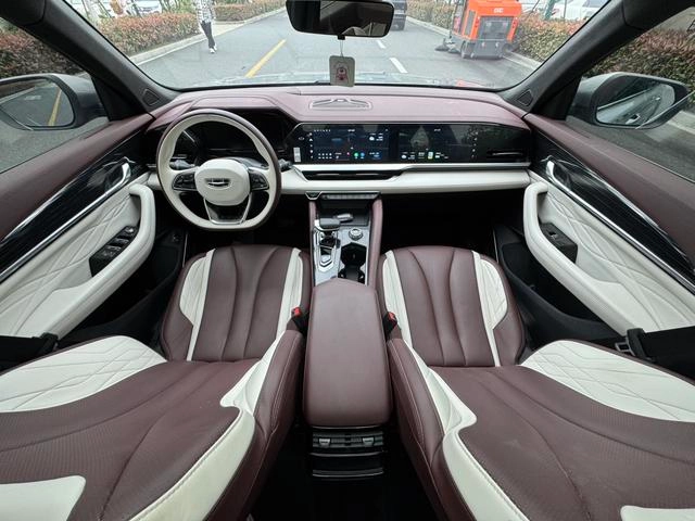 Geely Monjaro 2021 2.0TD DCT EVO Two-wheel drive noble type exterior photo 10 Geely Monjaro 2021 2.0TD DCT EVO Two-wheel drive noble type exterior photo 10