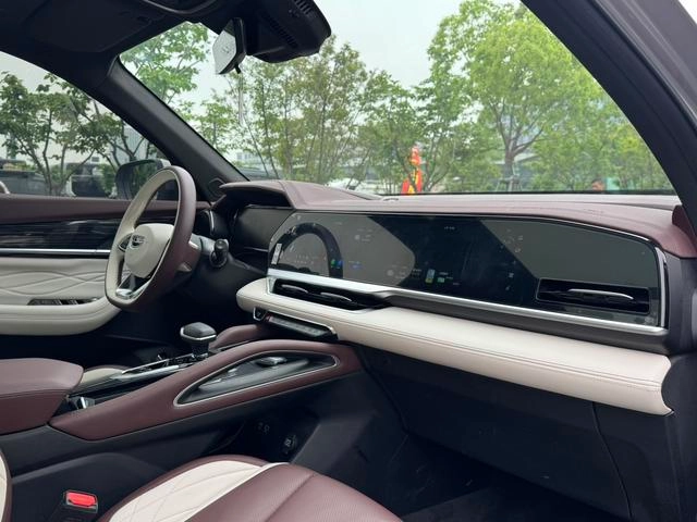 Geely Monjaro 2021 2.0TD DCT EVO Two-wheel drive noble type interior photo 12 Geely Monjaro 2021 2.0TD DCT EVO Two-wheel drive noble type interior photo 12