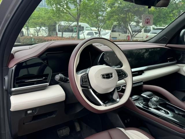 Geely Monjaro 2021 2.0TD DCT EVO Two-wheel drive noble type interior photo 16 Geely Monjaro 2021 2.0TD DCT EVO Two-wheel drive noble type interior photo 16
