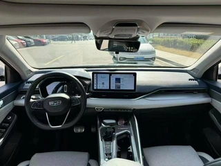 Geely Preface 2023 2.0T Premium Trim interior photo 8