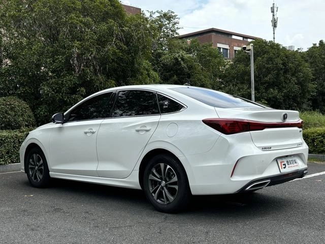 Changan Eado 2023 PLUS Enjoyment Edition Blue whale NE 1.4T GDI DCT Premium Trim exterior photo 5