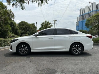 Changan Eado 2023 PLUS Enjoyment Edition Blue whale NE 1.4T GDI DCT Premium Trim exterior photo 9