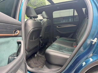 Geely Monjaro 2021 2.0TD DCT EVO Two-wheel-drive Zhizun type interior photo 10