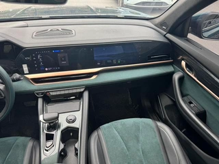 Geely Monjaro 2021 2.0TD DCT EVO Two-wheel-drive Zhizun type interior photo 15