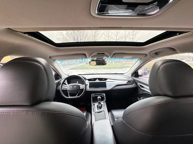 Geely Binrui 2019 200T DCT Plantronics Edition interior photo 10