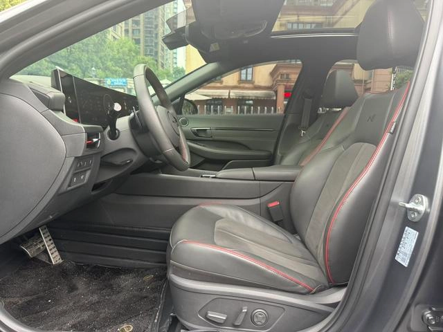 Hyundai Sonata 2024 2.0T N Line Max interior photo 15 Hyundai Sonata 2024 2.0T N Line Max interior photo 15