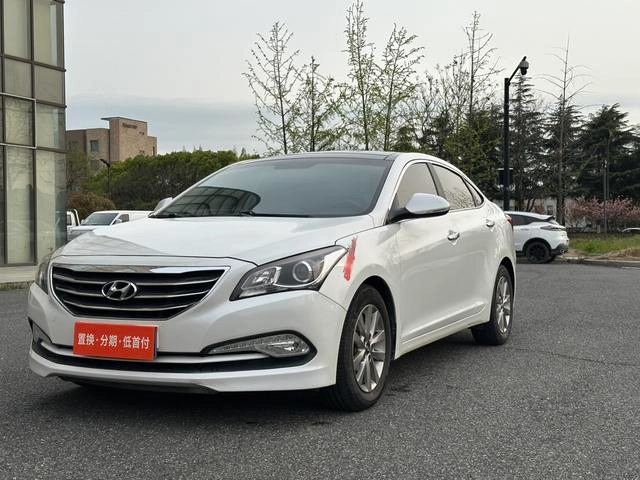 Modern Mistra 2014 1.8L Intelligent automatique GLS - Image 1