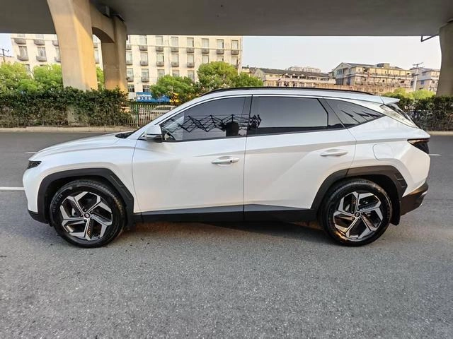 Hyundai Tucson 2023 Tucson L 1.5T GLX Versión Elite de tracción a dos ruedas exterior foto 3 Hyundai Tucson 2023 Tucson L 1.5T GLX Versión Elite de tracción a dos ruedas exterior foto 3
