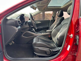 Hyundai Lafesta 2019 280TGDi Version sportive Pays VI intérieur photo 8 Hyundai Lafesta 2019 280TGDi Version sportive Pays VI intérieur photo 8