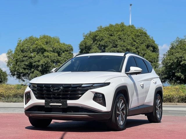 Hyundai Tucson 2023 Tucson L 1.5T GLX Two-wheel drive elite version - Image 1