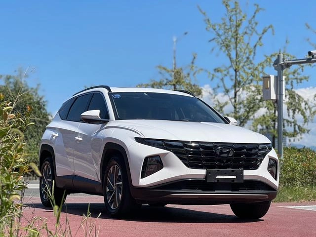 Hyundai Tucson 2023 Tucson L 1.5T GLX Two-wheel drive elite version exterior photo 2 Hyundai Tucson 2023 Tucson L 1.5T GLX Two-wheel drive elite version exterior photo 2