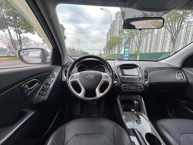 Hyundai ix35 2015 2.0L Tipo inteligente de tracción automática en dos ruedas País IV interior foto 9