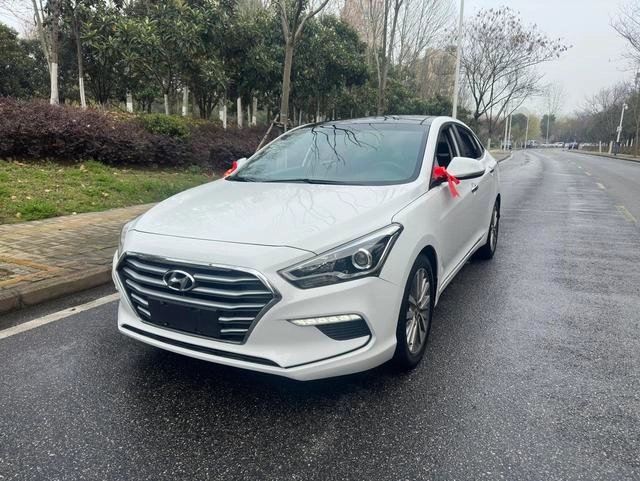 Modern Mistra 2017 1.8L automatic intelligent type GLS China V - Image 1