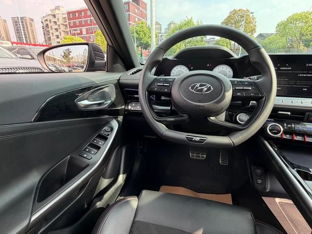 Hyundai Lafesta 2023 270TGDi DCT N Line DLX Edición de lujo exterior foto 9 Hyundai Lafesta 2023 270TGDi DCT N Line DLX Edición de lujo exterior foto 9
