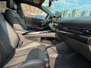 Hyundai Lafesta 2023 270TGDi DCT N Line DLX Edición de lujo interior foto 17 Hyundai Lafesta 2023 270TGDi DCT N Line DLX Edición de lujo interior foto 17