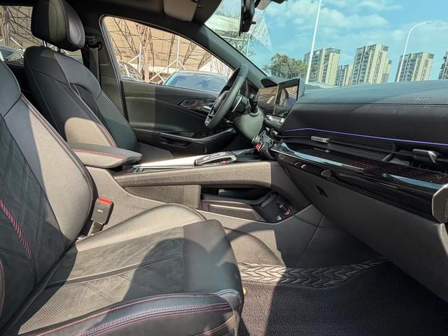 Hyundai Lafesta 2023 270TGDi DCT N Line DLX Edición de lujo interior foto 17 Hyundai Lafesta 2023 270TGDi DCT N Line DLX Edición de lujo interior foto 17