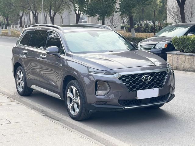 Hyundai Santa Fe 2020 380 TGDi TOP Versión insignia automática de tracción en dos ruedas exterior foto 4