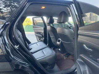 Hyundai Tucson 2021 Tucson L 1.5T GLS Ведущая версия с двумя приводами экстерьер фото 9 Hyundai Tucson 2021 Tucson L 1.5T GLS Ведущая версия с двумя приводами экстерьер фото 9