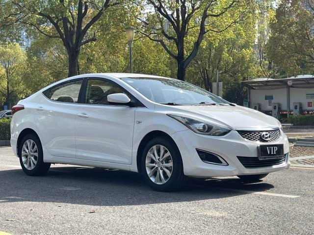 Hyundai Elantra Langdong 2016 1.6L Tipo inteligente automático exterior foto 3