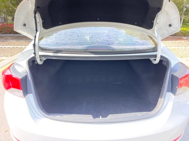 Hyundai Elantra Langdong 2016 1.6L Tipo inteligente automático exterior foto 8