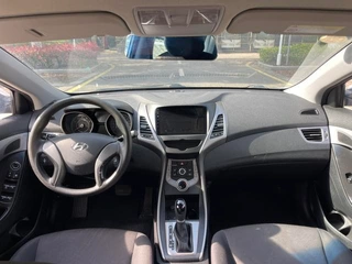 Hyundai Elantra Langdong 2016 1.6L Tipo inteligente automático interior foto 12