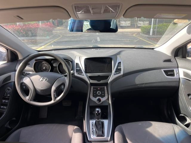 Hyundai Elantra Langdong 2016 1.6L Tipo inteligente automático interior foto 12