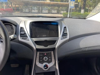Hyundai Elantra Langdong 2016 1.6L Tipo inteligente automático interior foto 16