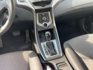 Hyundai Elantra Langdong 2016 1.6L Tipo inteligente automático interior foto 17