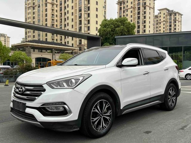 Hyundai Shengda 2017 2.4L Automatic two-drive intelligent type 5 seat - Image 1