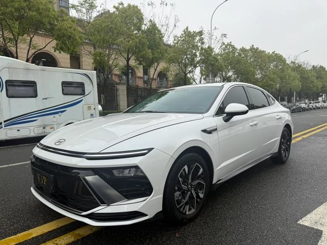 Hyundai Sonata 2024 1.5T Pro - Image 1