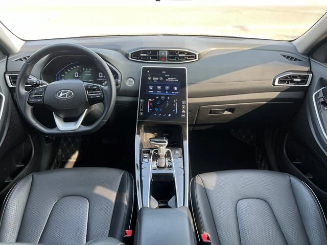 Hyundai ix25 2020 1.5L CVT Intelligent interior photo 12 Hyundai ix25 2020 1.5L CVT Intelligent interior photo 12