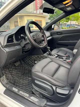 Hyundai Elantra Lingdong 2019 1.4T Double embrayage et éblouissement Type de vitalité intérieur photo 8