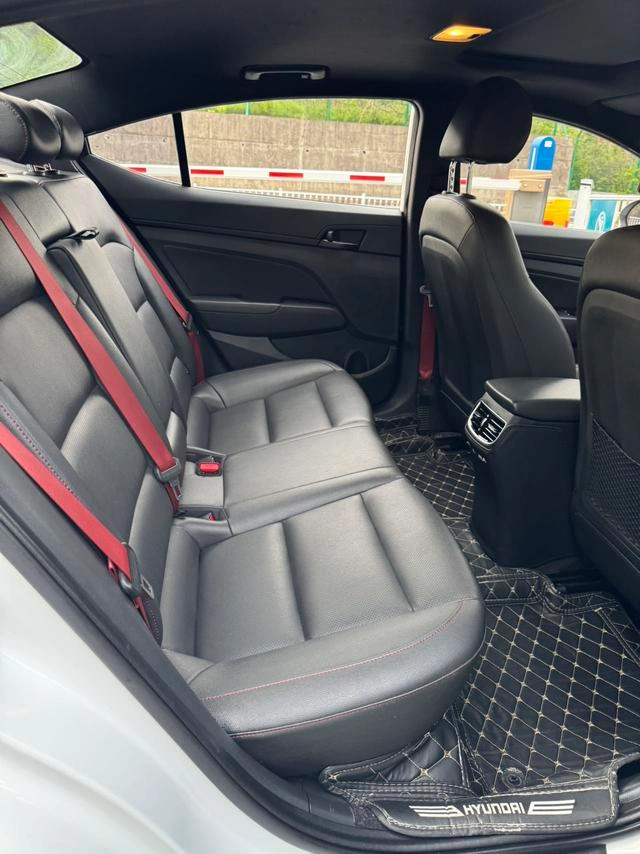 Hyundai Elantra Lingdong 2019 1.4T Double embrayage et éblouissement Type de vitalité intérieur photo 10