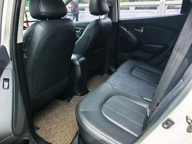 Hyundai ix35 2015 2.0L Automatic two-drive intelligent type country IV exterior photo 7 Hyundai ix35 2015 2.0L Automatic two-drive intelligent type country IV exterior photo 7