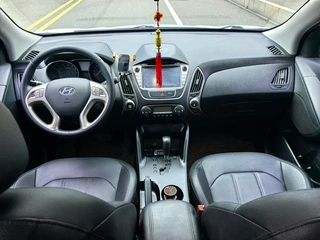 Hyundai ix35 2015 2.0L Automatic two-drive intelligent type country IV interior photo 12 Hyundai ix35 2015 2.0L Automatic two-drive intelligent type country IV interior photo 12
