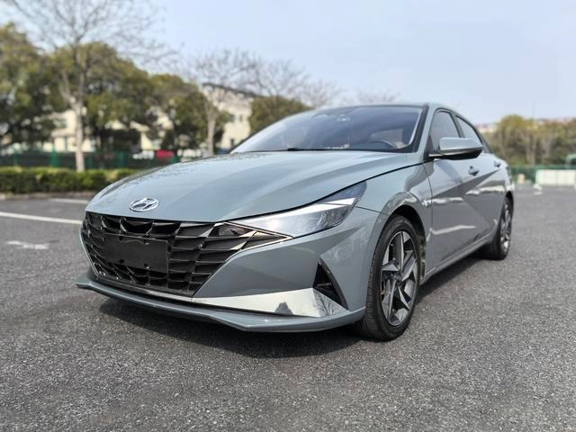 Hyundai Elantra 2021 1.5L CVT LUX Премиум-версия - Image 1