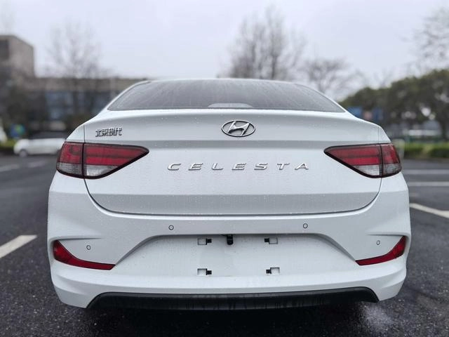 Hyundai Elantra Yuedong 2020 1.6L Version automatique agréable à l’œil GL intérieur photo 6