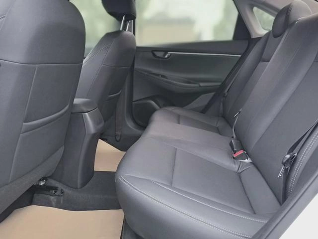 Hyundai Elantra Yuedong 2020 1.6L Version automatique agréable à l’œil GL intérieur photo 7